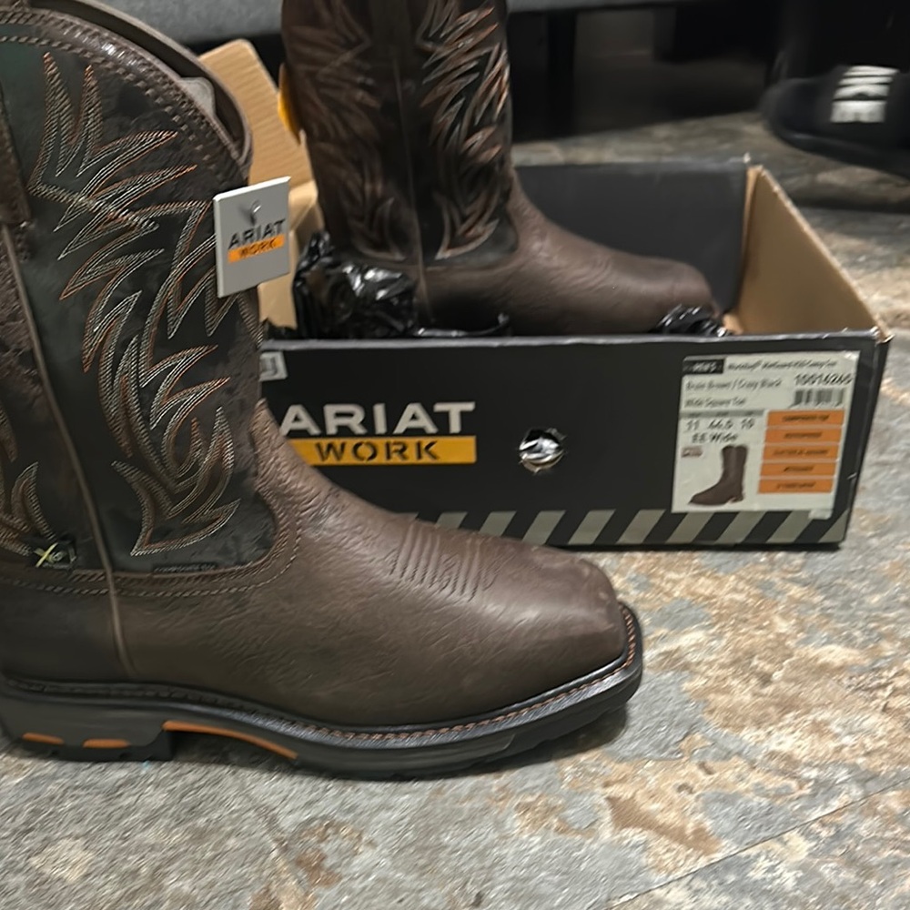Ariat Men's Brown Western Work Boots